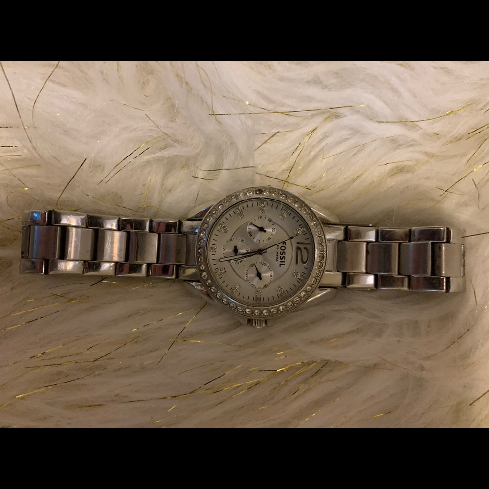 Fossil watch- silver